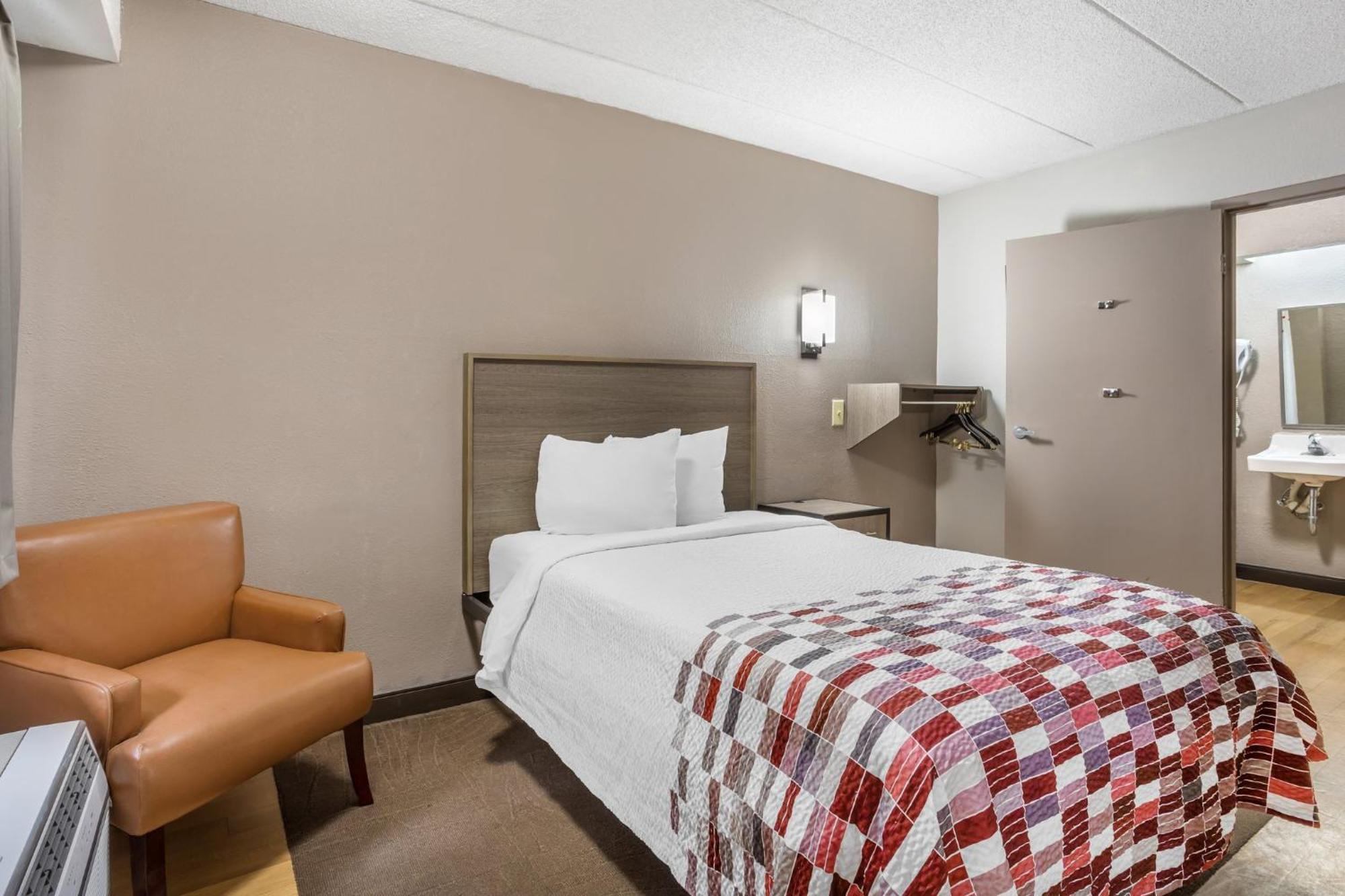 Red Roof Inn Tinton Falls-Jersey Shore Экстерьер фото