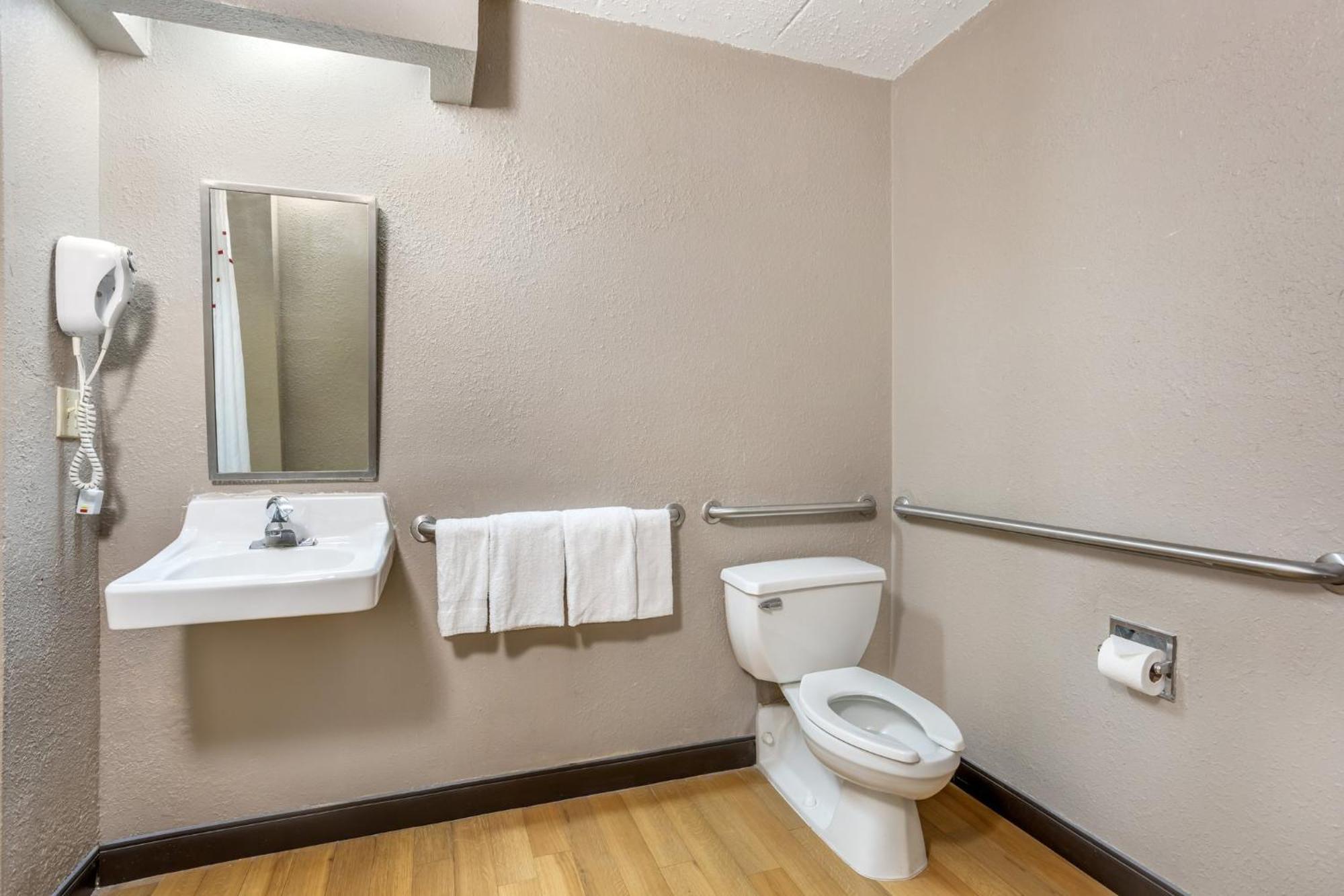 Red Roof Inn Tinton Falls-Jersey Shore Экстерьер фото